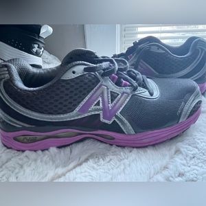 New balance shoes